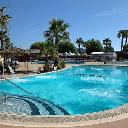 Camping Le Montourey Fréjus Hotel Esterno foto