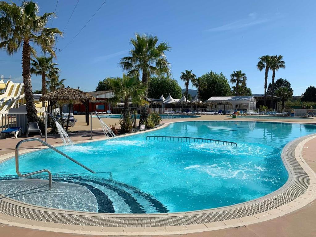 Camping Le Montourey Fréjus Hotel Esterno foto